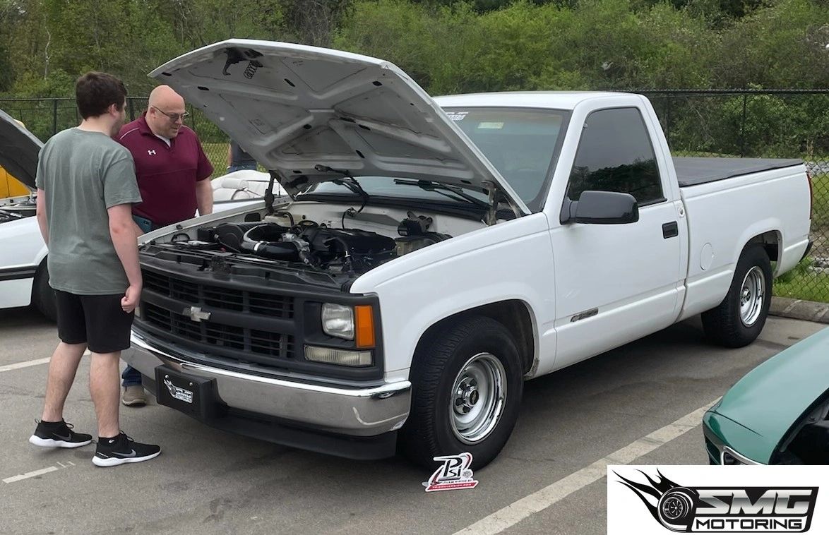 it-s-alive-smg-motoring-s-chevy-gmt-400-obs-shop-truck